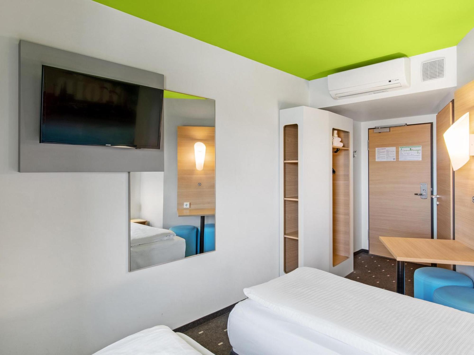 B&B Hotel Hamburg-Wandsbek Exterior photo